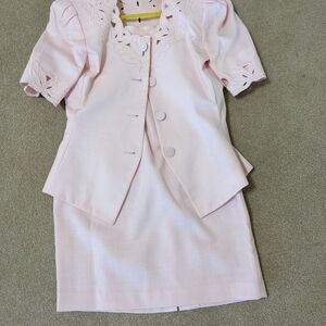 Elegant Pink Skirt Suit Set